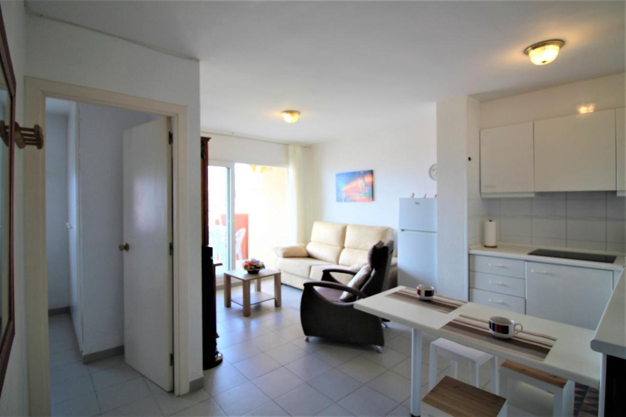 Global Immo 2056 Rocmar Apartman Roses Kültér fotó