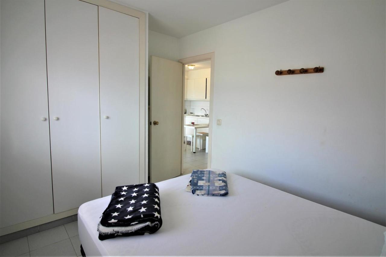 Global Immo 2056 Rocmar Apartman Roses Kültér fotó
